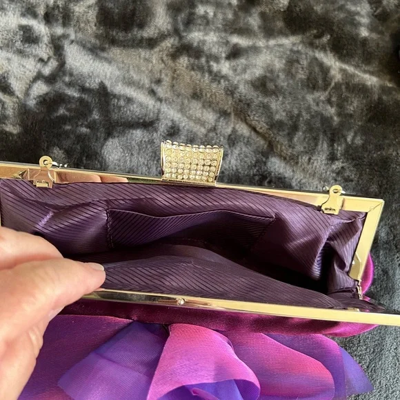 Elegant Purple/Plum Clutch with Silver & Rhinestone Clasp - Picture 3 of 5